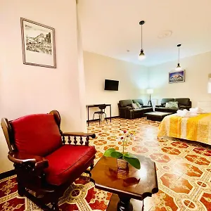 https://my-holiday-furio-camillo.it-romehotels.com